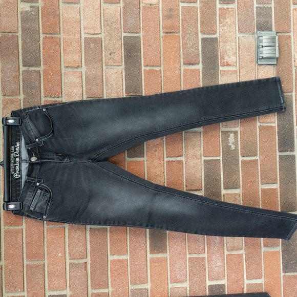 Mr. Lee Jeans - Picture 3 of 13